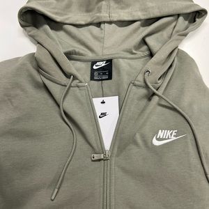 Women Sage Green Nike Zip Up with Bell Sleeves Size X-Large